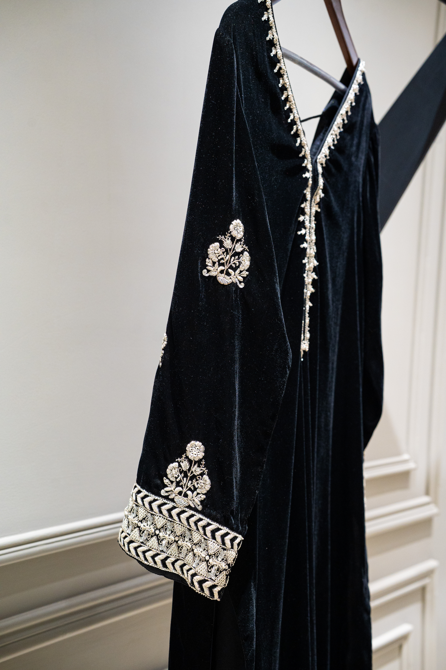 Noir Étoile Kaftan - Luaycouture