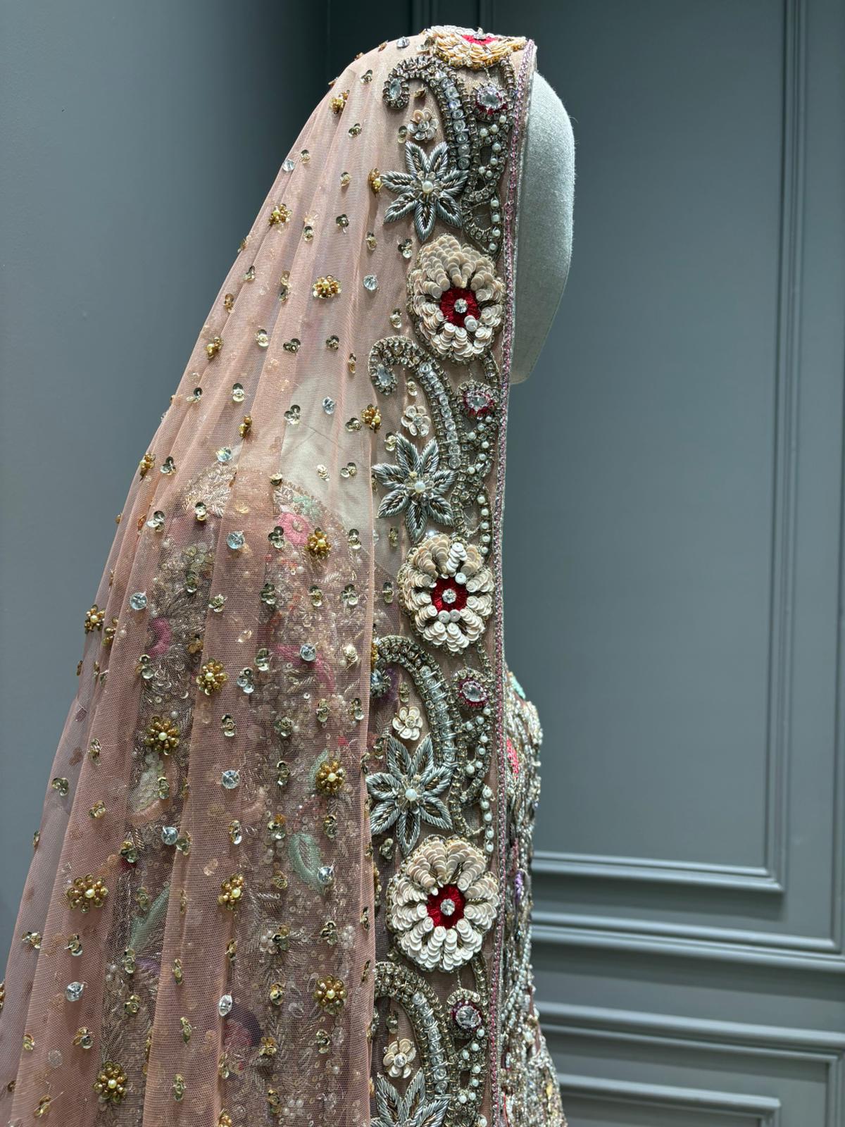 Rosé Zariya - Luaycouture